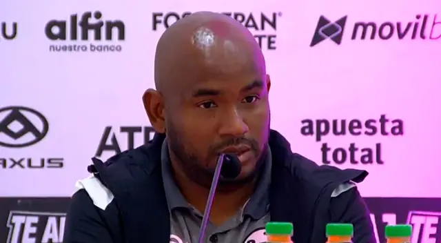 Juan Alayo fue destituido como entrenador en Sport Boys. Juan Alayo fue destituido como entrenador en Sport Boys.