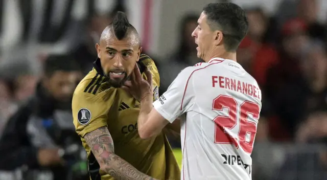 Vidal volvió a irse contra River Plate tras ser eliminado de la Libertadores. Vidal volvió a irse contra River Plate tras ser eliminado de la Libertadores.