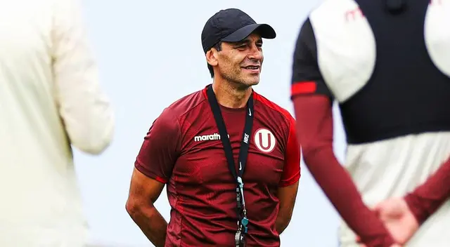 Universitario decidió qué pasará con Fabián Bustos. Universitario decidió qué pasará con Fabián Bustos.