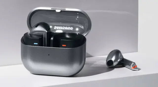 Conoce las bondades que ofrece la última generación de audífonos Galaxy de Samsung. Conoce las bondades que ofrece la última generación de audífonos Galaxy de Samsung.