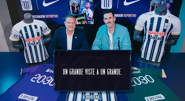 Alianza Lima seguirá siendo vestida por la marca estadounidense Nike.
