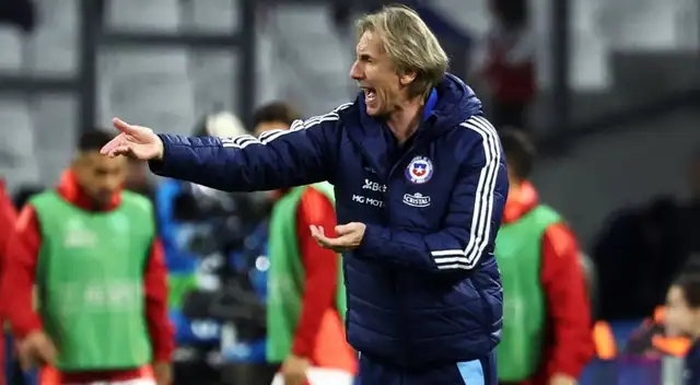 Ricardo Gareca y su insólita reacción en Chile.