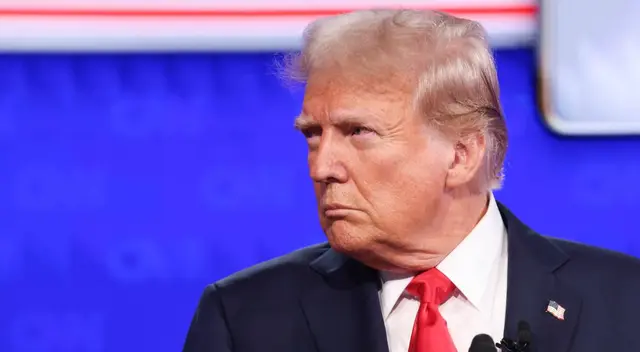 Los datos refutan las afirmaciones de Trump sobre migrantes y empleo. Los datos refutan las afirmaciones de Trump sobre migrantes y empleo.