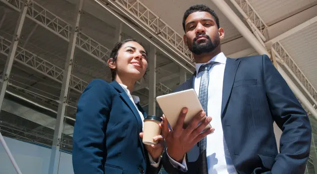 Conoce los requisitos si eres latino y buscas trabajar en California. Conoce los requisitos si eres latino y buscas trabajar en California.
