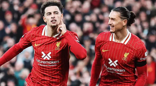 Liverpool venció a Chelsea y es líder de la Premier League. Liverpool venció a Chelsea y es líder de la Premier League.