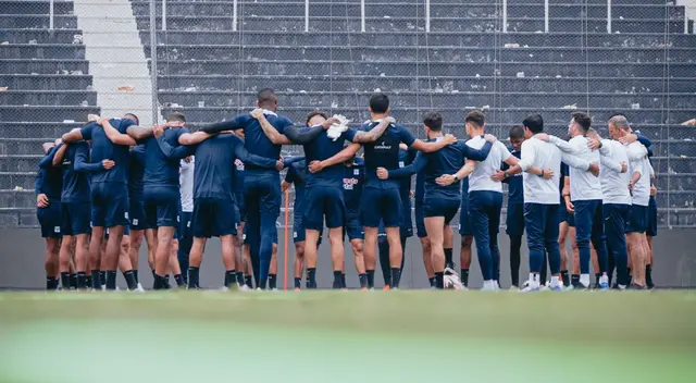 Alianza Lima pelea por ganar el Clausura Alianza Lima pelea por ganar el Clausura