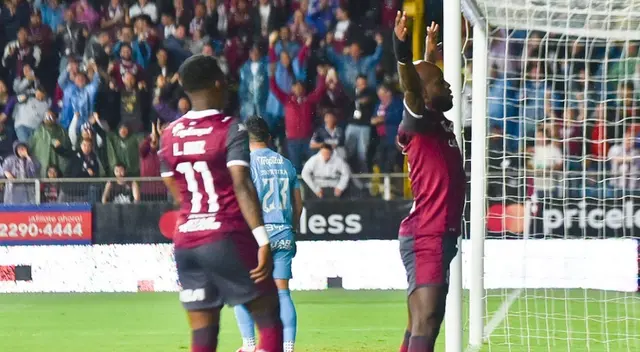 Saprissa se enfrentó a Alajuelense por el clásico de Costa Rica.