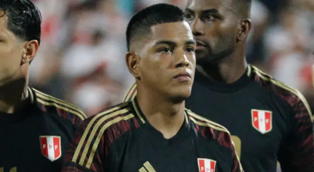Joao Grimaldo captó la atención de hinchas previo al partido de Eliminatorias. Joao Grimaldo captó la atención de hinchas previo al partido de Eliminatorias.