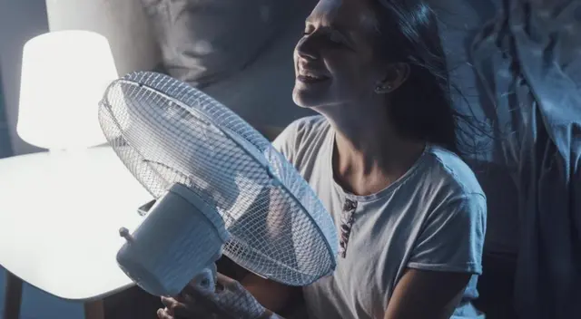 Siguiendo estos consejos, sabrás cómo dormir plácidamente, sin importar el fuerte calor y el poco aire en tu dormitorio. Siguiendo estos consejos, sabrás cómo dormir plácidamente, sin importar el fuerte calor y el poco aire en tu dormitorio.