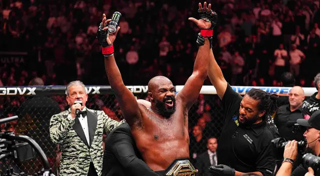 El campeón Jon Jones sigue imponiendo su jerarquía en la UFC.