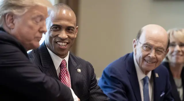 Donald Trump nombró a este exjugador de la NLF a un cargo en su gobierno. Donald Trump nombró a este exjugador de la NLF a un cargo en su gobierno.