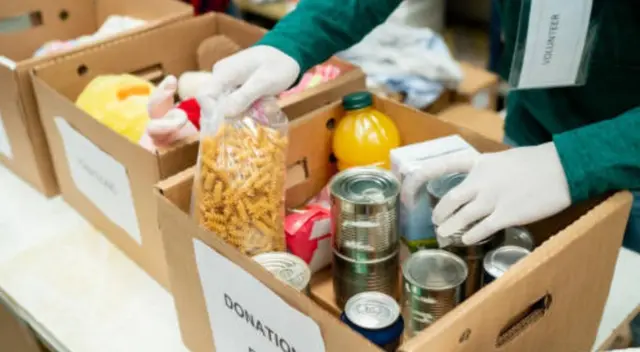 El Banco de Alimentos de Nueva York también ofrece distribución móvil y calendario de eventos en diferentes vecindarios.