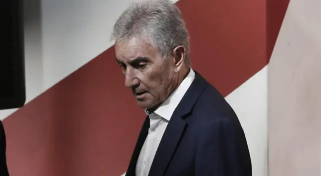 Juan Carlos Oblitas no sigue en la FPF y su posible reemplazo se pronunció. Juan Carlos Oblitas no sigue en la FPF y su posible reemplazo se pronunció.