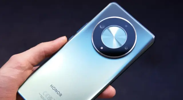 Honor lanzó a inicios de 2024 uno de los mejores gama media que podrás encontrar y mucho más barato que el Sasmung Galaxy A55.
