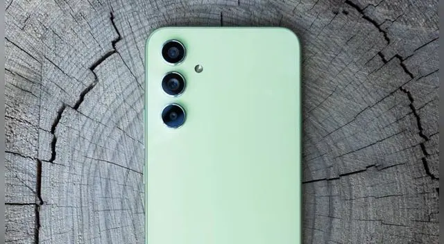 Conoce las características y precio del Galaxy A54 5G, el gama media más potente y barato de Samsung para 2024.