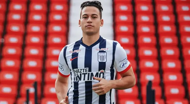 Cristian Benavente interesa a campeón del fútbol peruano.
