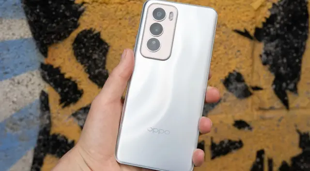 Este Oppo de gama media no envidia nada a Samsung y Motorola. De hecho, te sorprenderá con su asombrosa ficha técnica. Este Oppo de gama media no envidia nada a Samsung y Motorola. De hecho, te sorprenderá con su asombrosa ficha técnica.