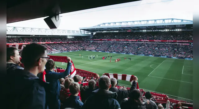 El nuevo formato de la Champions League 2023-2024 incluye 36 equipos y una liga única. Fuente: Difusión.