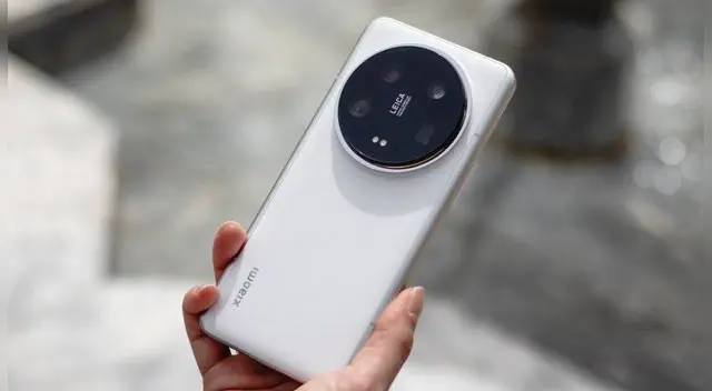 Características, precio y ficha técnica del Xiaomi 14 ULTRA, el Xiaomi con la mejor cámara LEICA que supera el S24 ULTRA. Características, precio y ficha técnica del Xiaomi 14 ULTRA, el Xiaomi con la mejor cámara LEICA que supera el S24 ULTRA.