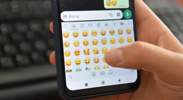 Cómo usar los nuevos emojis de WhatsApp y cuáles son. Cómo usar los nuevos emojis de WhatsApp y cuáles son.
