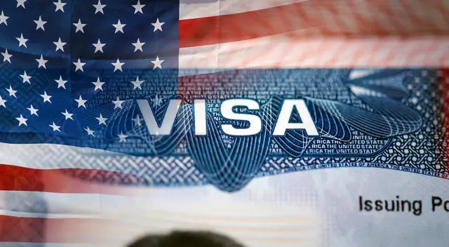 Los inmigrantes que aspiran a ingresar a Estados Unidos pueden solicitar una visa gratuita mediante programas de asilo, como el parole humanitario. Los inmigrantes que aspiran a ingresar a Estados Unidos pueden solicitar una visa gratuita mediante programas de asilo, como el parole humanitario.