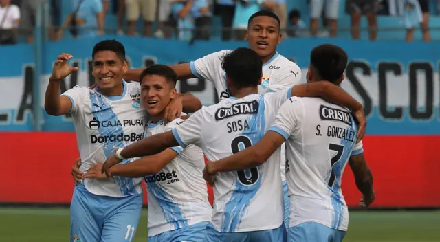 Sporting Cristal se llevó un triunfo importante ante Universidad Católica en su presentación.