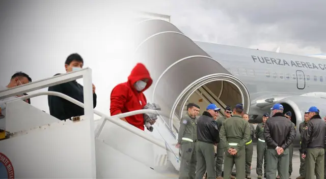 Migrantes colombianos deportados señalaron maltratos en aviones de EEUU.