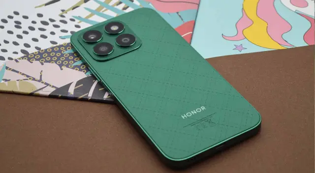 Conoce la ficha técnica del Honor X8b 5G, el teléfono de gama media más equilibrado y que tiene diseño similar al del iPhone 15 Pro. Conoce la ficha técnica del Honor X8b 5G, el teléfono de gama media más equilibrado y que tiene diseño similar al del iPhone 15 Pro.