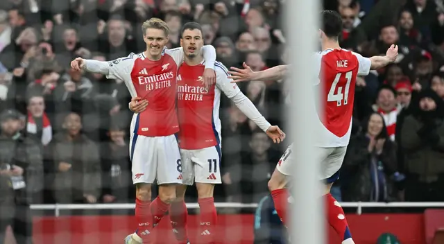 Arsenal no tuvo piedad del Manchester City y lo goleó por 5-1 en el Emirates Stadium