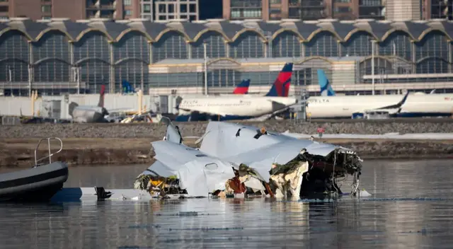 Más detalles del accidente aéreo de Washington.