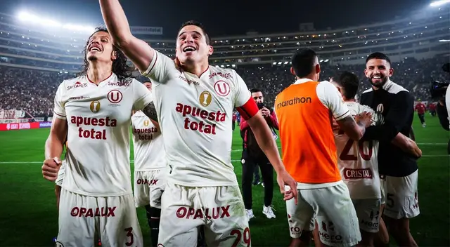 Universitario ilusiona a su afición con obtener el tricampeonato. Universitario ilusiona a su afición con obtener el tricampeonato.