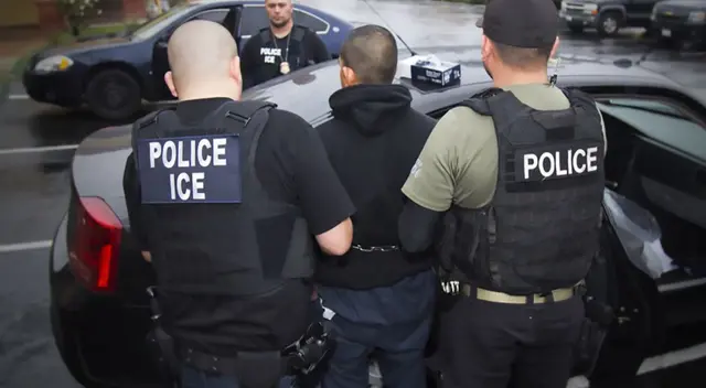 La Casa Blanca presiona a ICE para arrestar más inmigrantes.