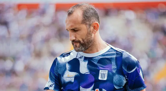 Hernán Barcos hizo una crítica a Alianza Lima tras la derrota ante Alianza Atlético. Hernán Barcos hizo una crítica a Alianza Lima tras la derrota ante Alianza Atlético.