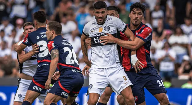 Olimpia se impuso en el Defensores del Chaco sobre Cerro Porteño.