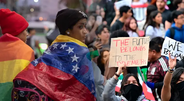Un estudio del Migration Policy Institute revela que solo el 25% de los inmigrantes venezolanos logran naturalizarse en EE. UU. Un estudio del Migration Policy Institute revela que solo el 25% de los inmigrantes venezolanos logran naturalizarse en EE. UU.