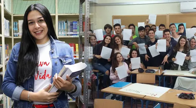 Una nueva iniciativa en Illinois beneficiaría a los estudiantes de colegios comunitarios. Una nueva iniciativa en Illinois beneficiaría a los estudiantes de colegios comunitarios.