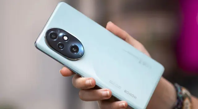 Este celular chino está accesible en comparación a otros equipos del mismo segmento. Créeme, no te decepcionará.