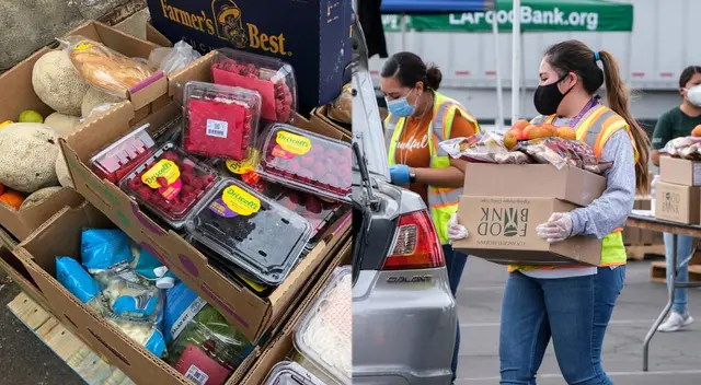Los alimentos gratuitos son una gran oportunidad para las familias inmigrantes.