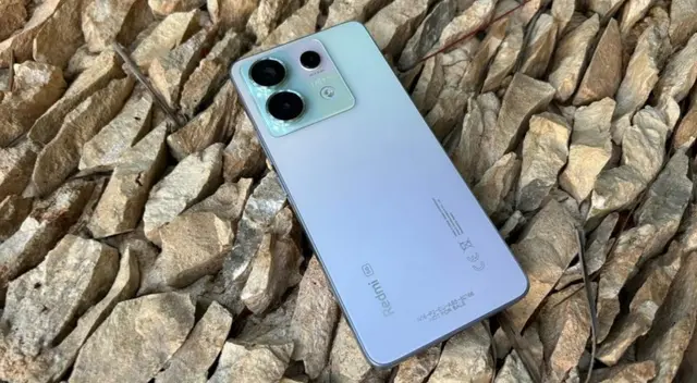 Este gama media de Xiaomi te sorprenderá con su gran cámara, además de una de las pantallas más competentes en su segmento.