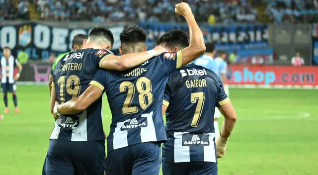 Alianza Lima juega su clasificación ante Deportes Iquique.