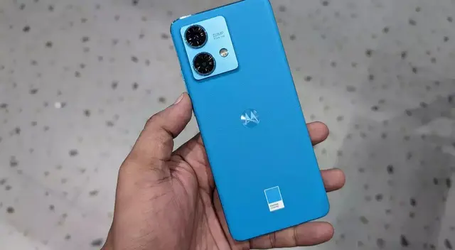 Este celular de Motorola tiene características y especificaciones premium. Este celular de Motorola tiene características y especificaciones premium.