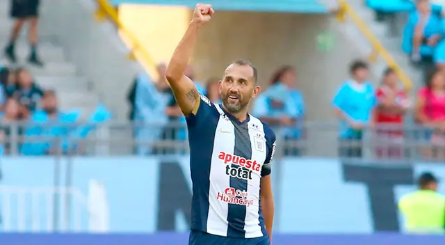 Hernán Barcos dejó en claro que sigue pensando en retirarse
