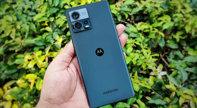 Este celular Motorola tiene una de las fichas técnicas más completas de la gama media.