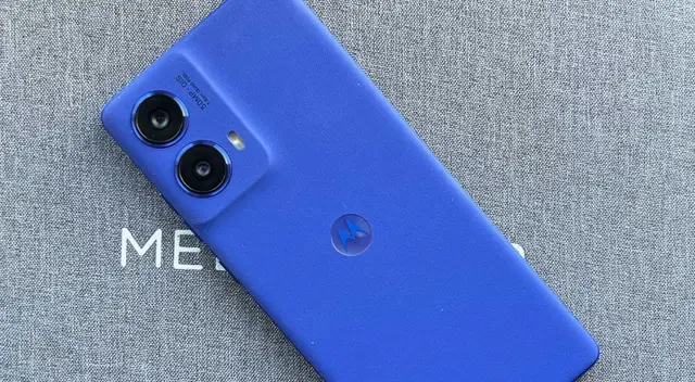 Este Motorola tiene los colores más lindos que encontrarás en la gama media.