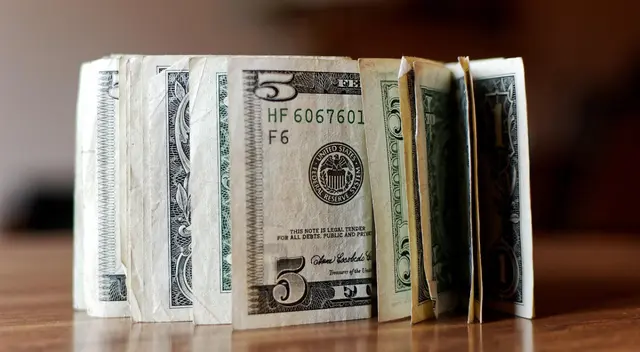Prohíben el dólar en estos países y su uso será historia.