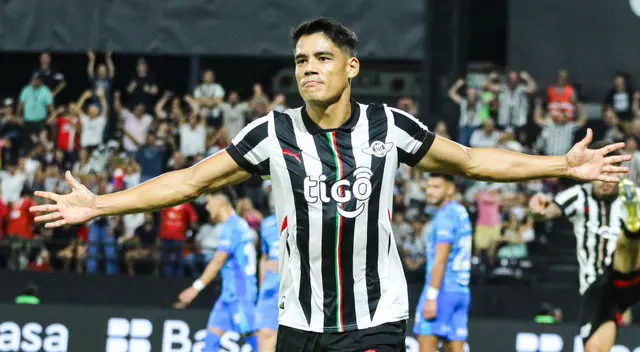 Libertad le volteó el partido a Olimpia y es el líder del Apertura paraguayo.