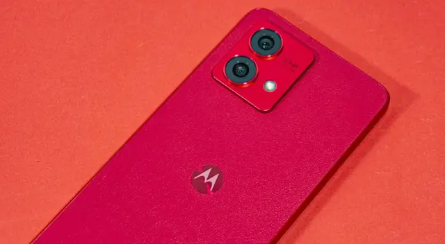 Este es el Motorola G84 5g, el gama media más potente de Motorola y supera al Galaxy A55 de Samsung en calidad y bajo precio. Este es el Motorola G84 5g, el gama media más potente de Motorola y supera al Galaxy A55 de Samsung en calidad y bajo precio.