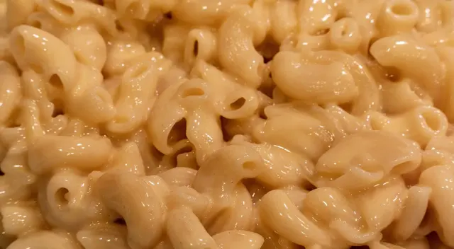 Prohíben venta de famosa marca de macarrones con queso.
