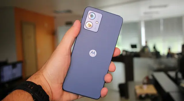 El celular Motorola gama media que tiene bajo precio y poderosa ficha técnica. El celular Motorola gama media que tiene bajo precio y poderosa ficha técnica.