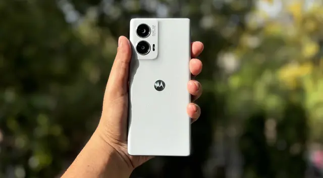 El Motorola que tiene gran almacenamiento y potente cámara.